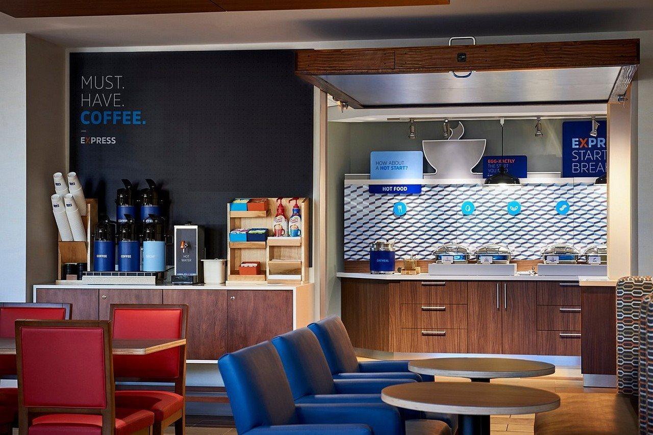 Holiday Inn Express & Suites - Lumberton By Ihg Екстериор снимка